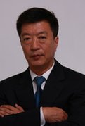 谢逊是小说《倚天屠龙记》中的角色/人